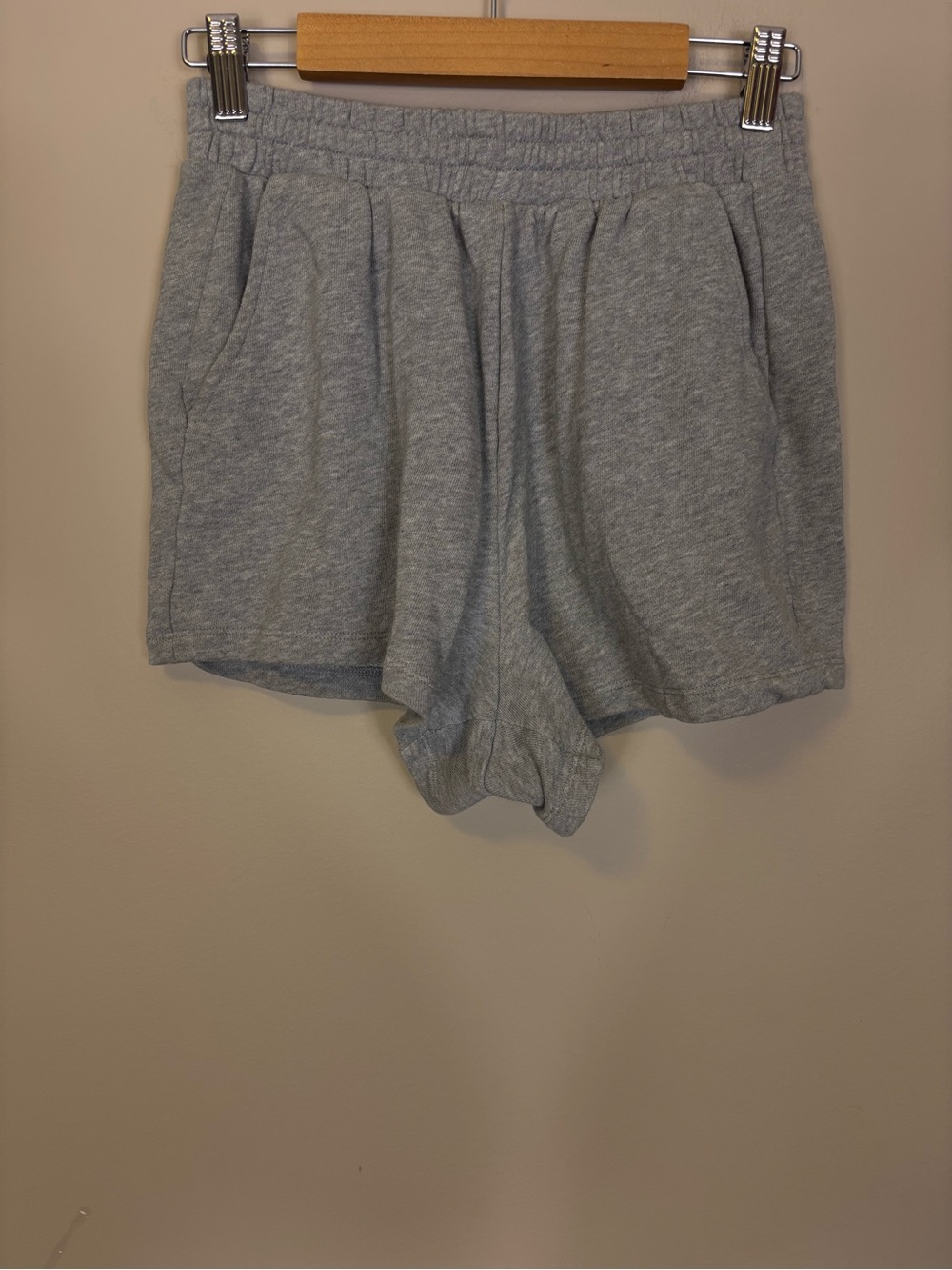 Old Navy Heather Gray Elastic-Waist So Comfy Terry Shorts XS